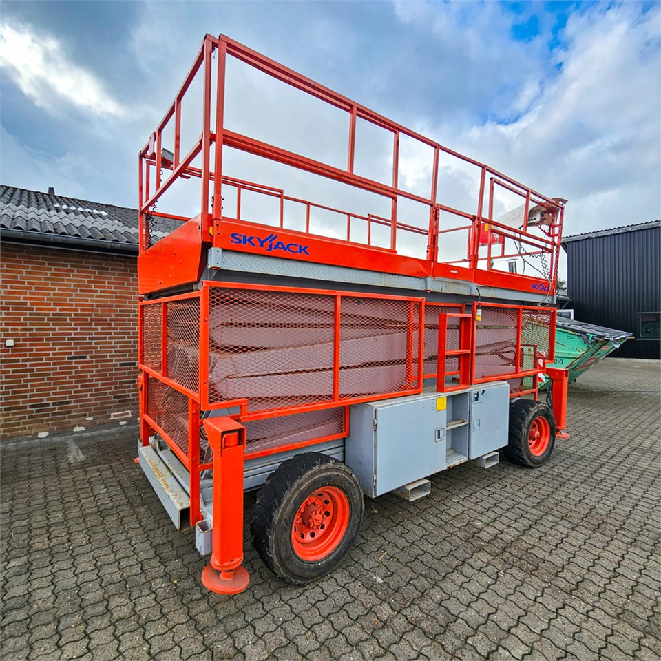 Skyjack SJ9250 - Nůžková plošina: obrázek 3 Skyjack SJ9250 - Nůžková plošina: obrázek 3
