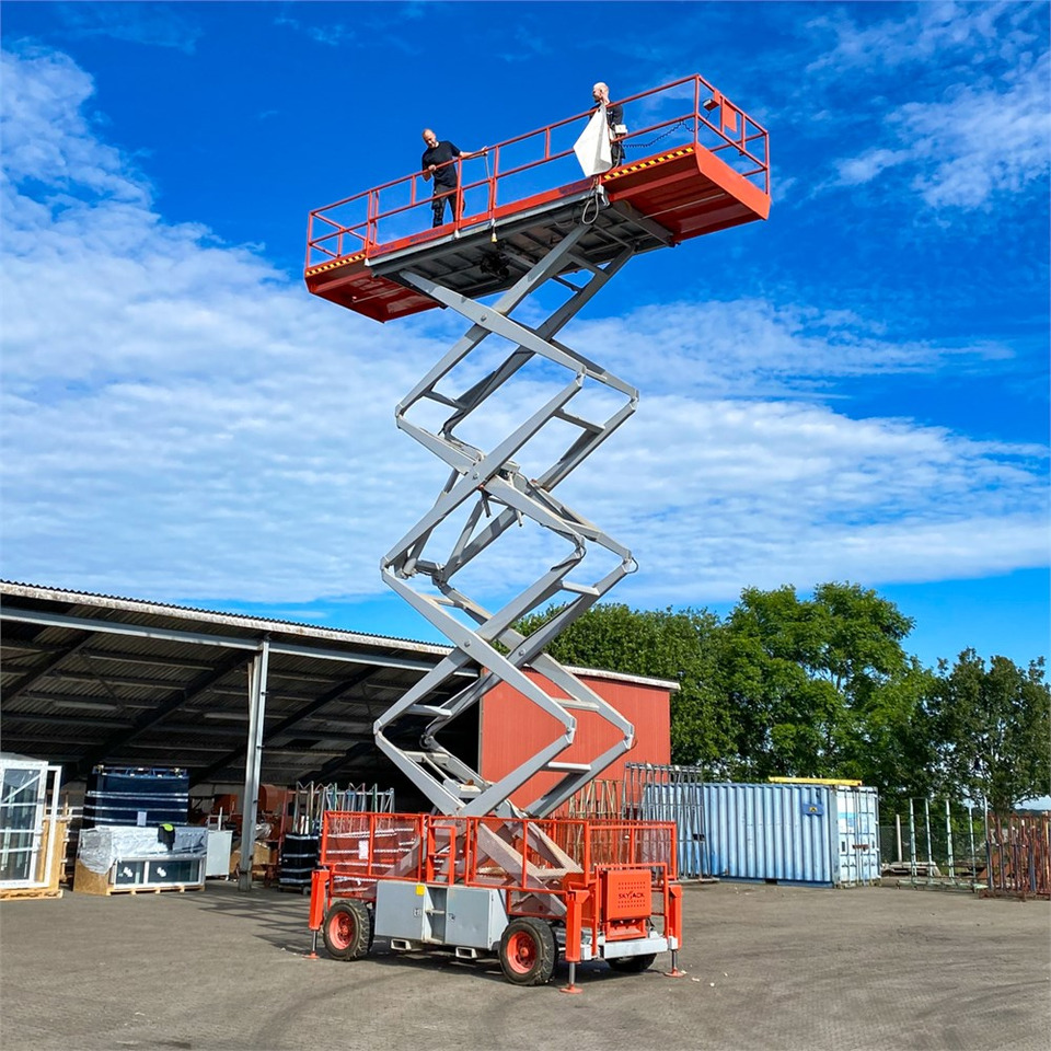 Skyjack SJ9250 - Nůžková plošina: obrázek 1 Skyjack SJ9250 - Nůžková plošina: obrázek 1