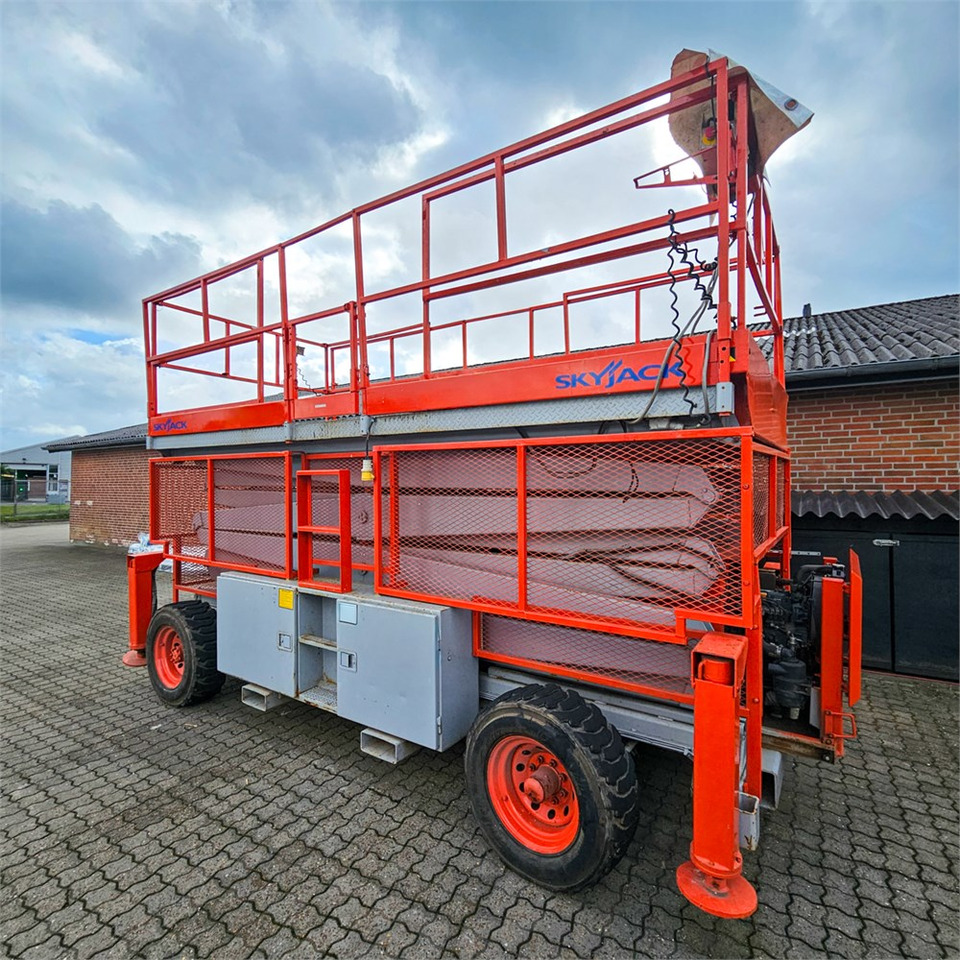 Skyjack SJ9250 - Nůžková plošina: obrázek 5 Skyjack SJ9250 - Nůžková plošina: obrázek 5