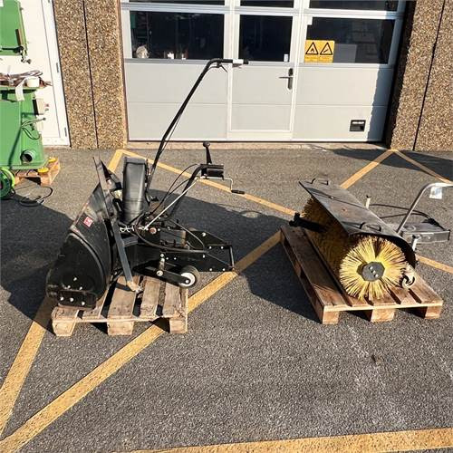 Stiga PA 501 Sweeper - Sekačka na trávu: obrázek 1 Stiga PA 501 Sweeper - Sekačka na trávu: obrázek 1