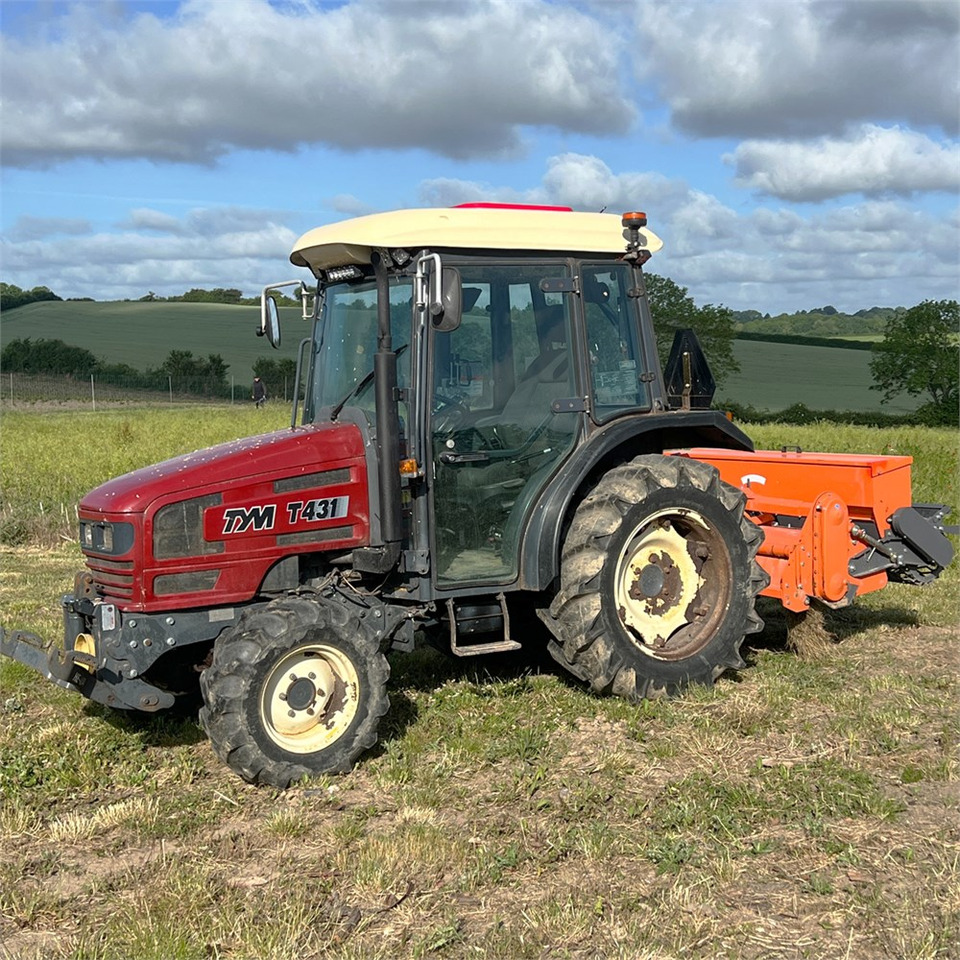 TYM T 431 - Komunální traktor: obrázek 1 TYM T 431 - Komunální traktor: obrázek 1