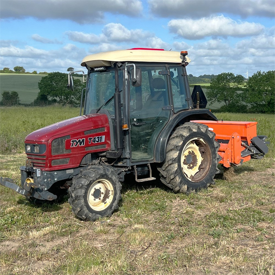 TYM T 431 - Komunální traktor: obrázek 3 TYM T 431 - Komunální traktor: obrázek 3