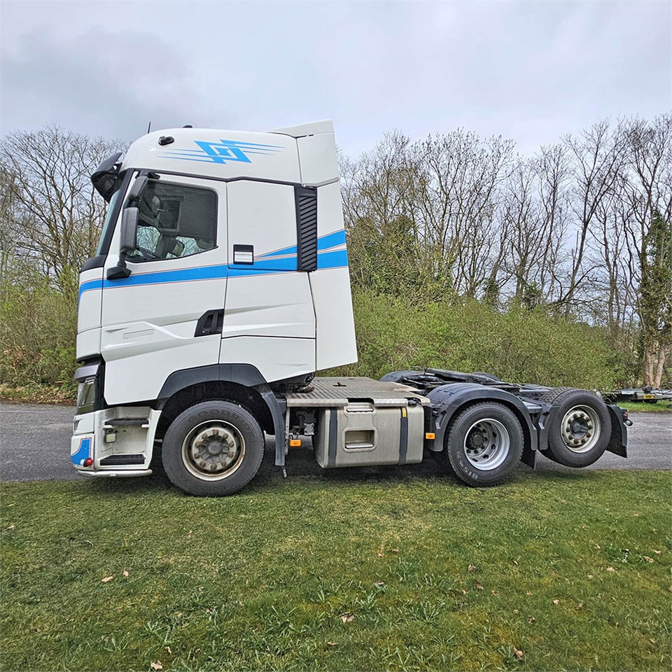 Renault T High 520 DTIM - Tahač: obrázek 2 Renault T High 520 DTIM - Tahač: obrázek 2