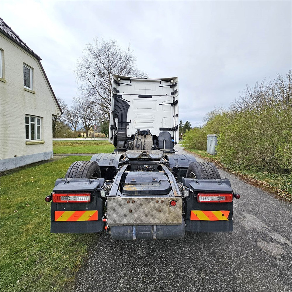 Renault T High 520 DTIM - Tahač: obrázek 4 Renault T High 520 DTIM - Tahač: obrázek 4