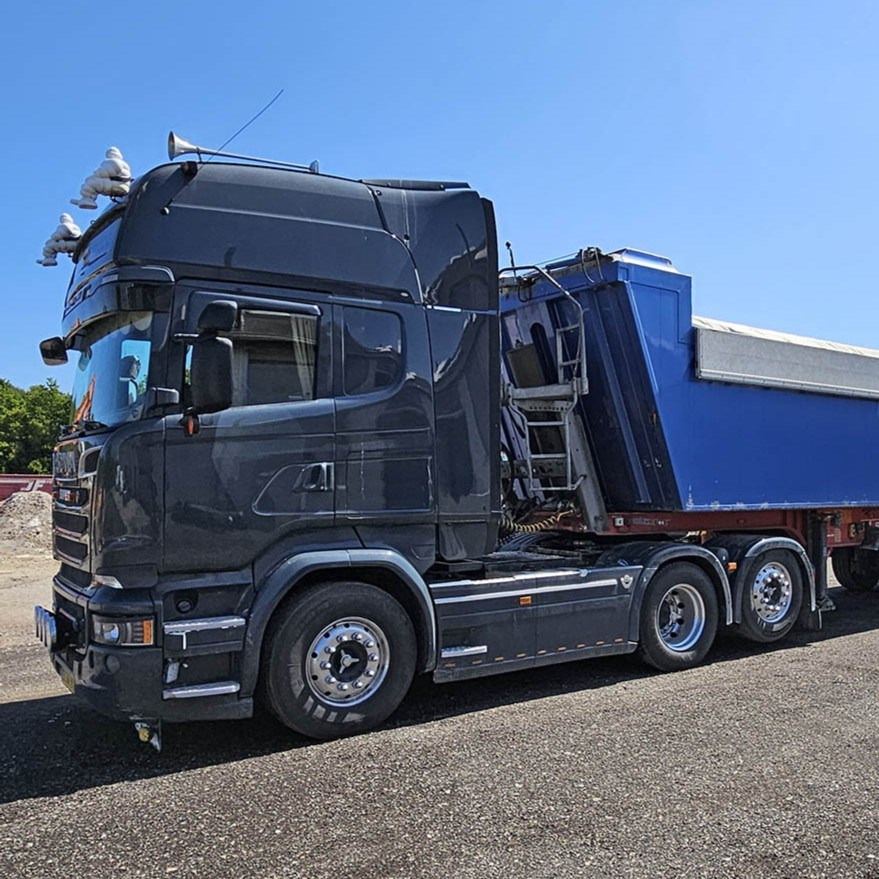 Scania V8 PGR 730 - Tahač: obrázek 1 Scania V8 PGR 730 - Tahač: obrázek 1