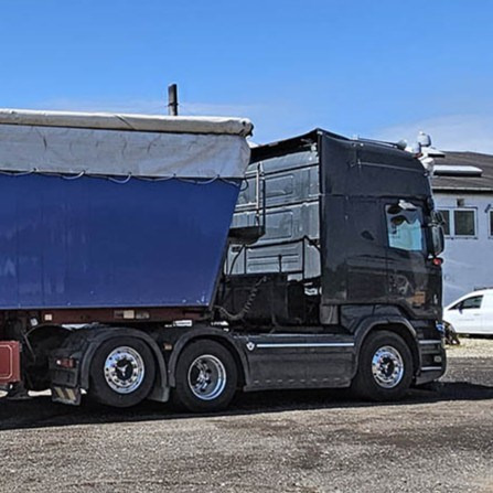 Scania V8 PGR 730 - Tahač: obrázek 4 Scania V8 PGR 730 - Tahač: obrázek 4