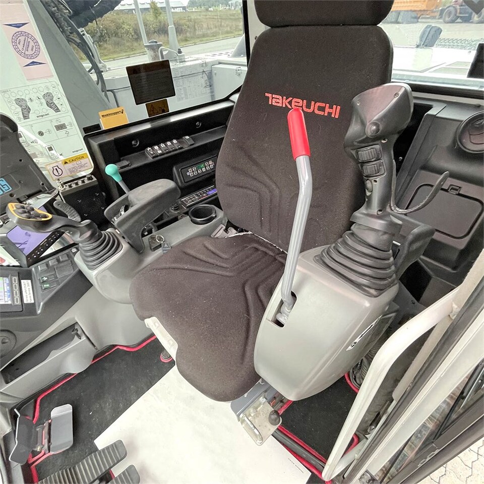 Pásové rýpadlo Takeuchi TB 2150 R: obrázek 21