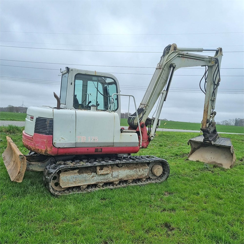 Takeuchi TB175 - Mini rýpadlo: obrázek 5 Takeuchi TB175 - Mini rýpadlo: obrázek 5