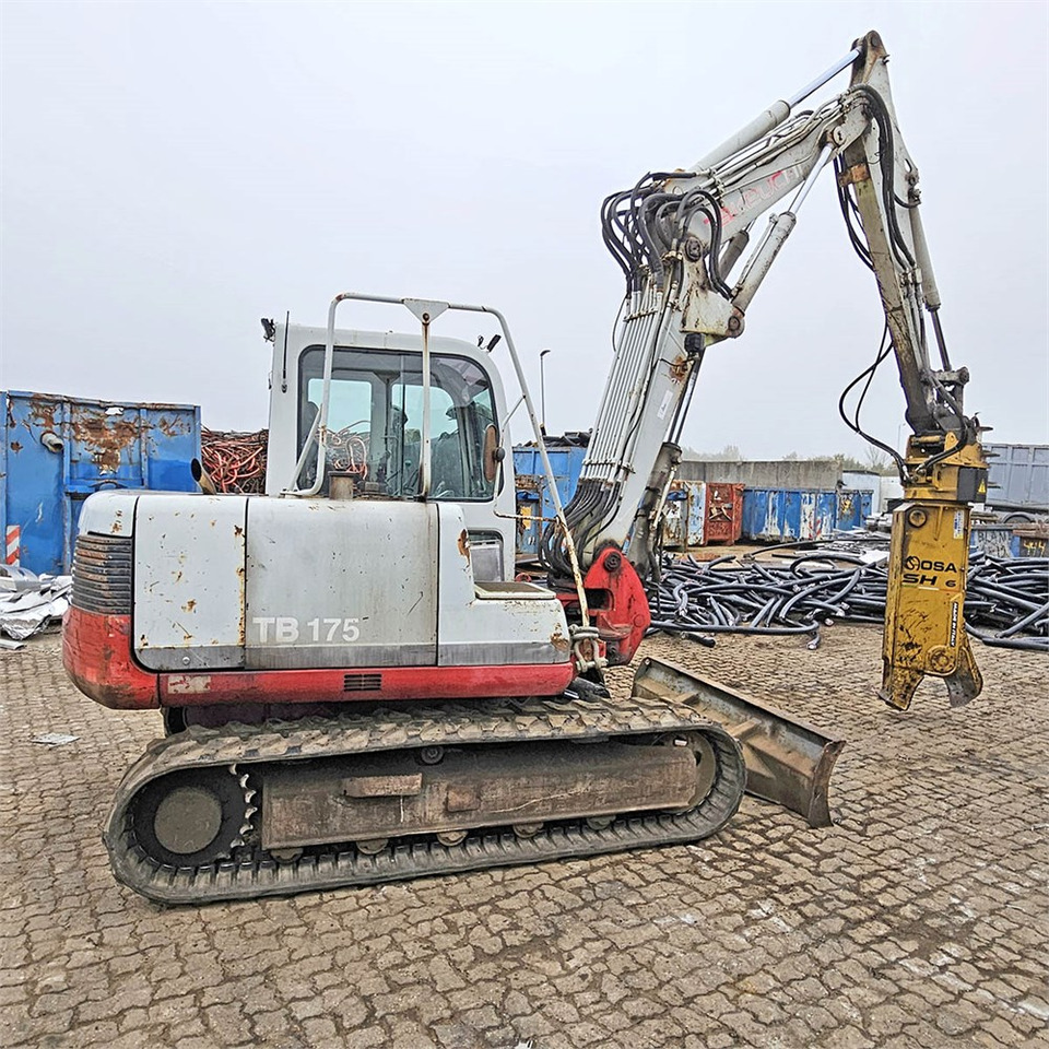 Takeuchi TB175 - Mini rýpadlo: obrázek 5 Takeuchi TB175 - Mini rýpadlo: obrázek 5