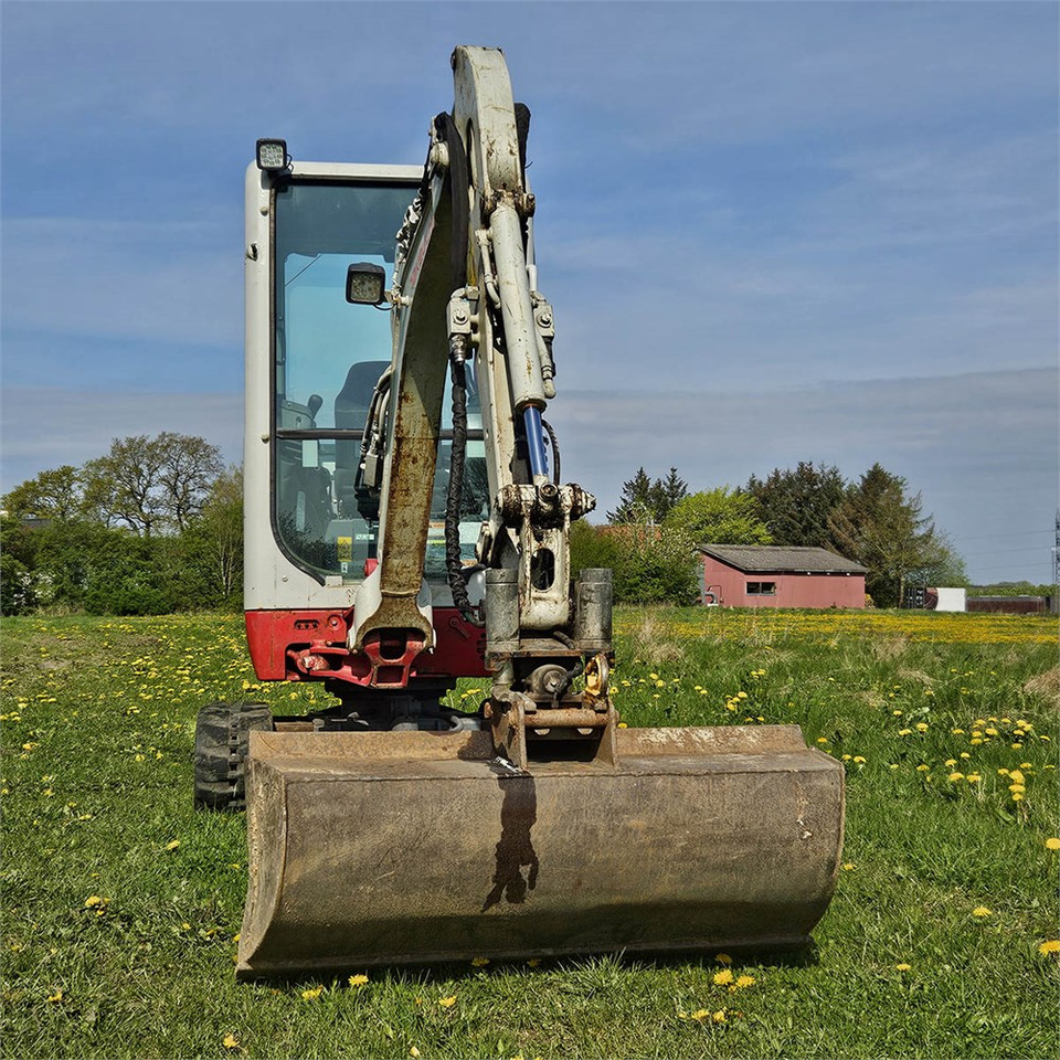 Takeuchi TB216 - Mini rýpadlo: obrázek 5 Takeuchi TB216 - Mini rýpadlo: obrázek 5