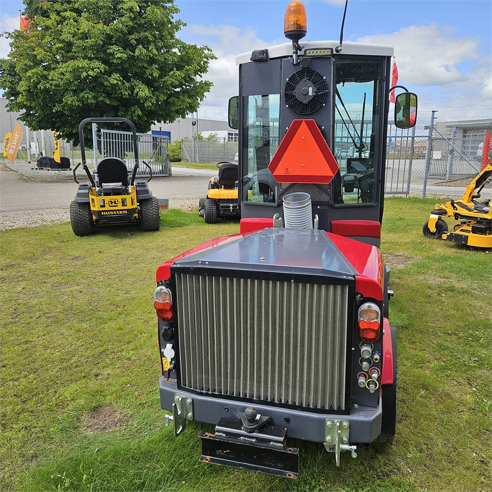 Timan 3330 A/C - Multiclip Klipper 135 - Sekačka na trávu: obrázek 4 Timan 3330 A/C - Multiclip Klipper 135 - Sekačka na trávu: obrázek 4