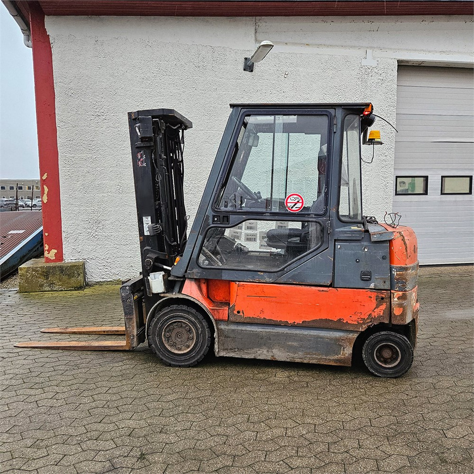 Vysokozdvižný vozík Toyota 7FBMF30: obrázek 6