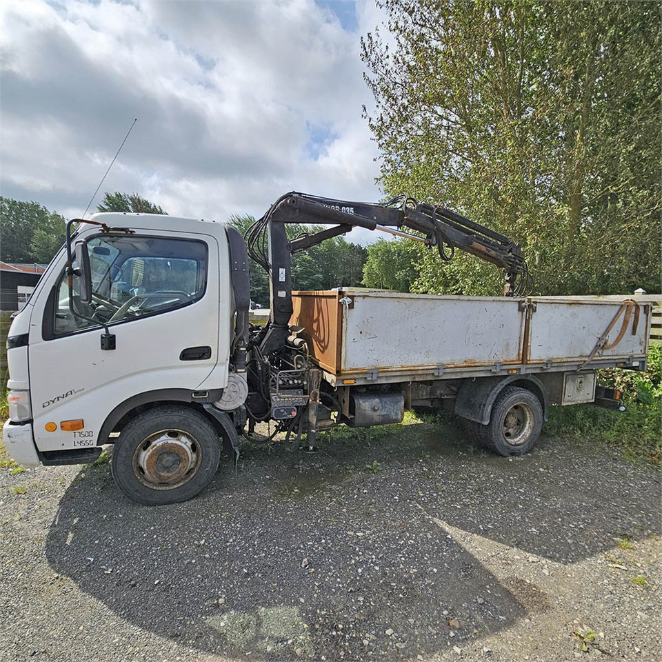 Toyota Dyna 200 - Nákladní automobil valníkový/ Plošinový: obrázek 1 Toyota Dyna 200 - Nákladní automobil valníkový/ Plošinový: obrázek 1