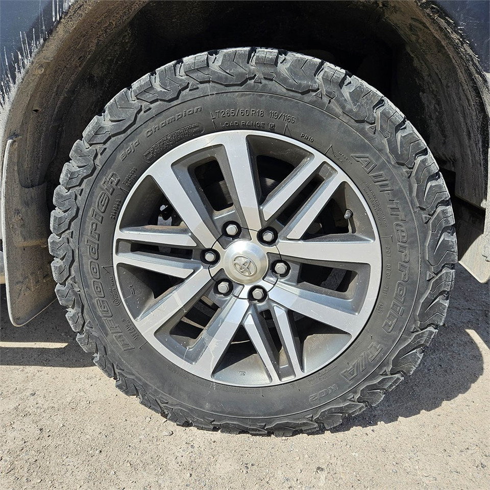 Pick-up Toyota Hillux: obrázek 35