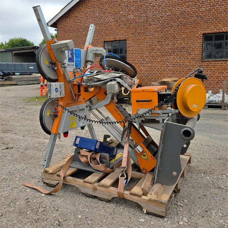 Unknown GL-cc777600 - Teleskopický manipulátor: obrázek 5 Unknown GL-cc777600 - Teleskopický manipulátor: obrázek 5