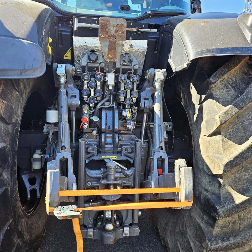 Traktor Valtra s394: obrázek 23 Traktor Valtra s394: obrázek 23