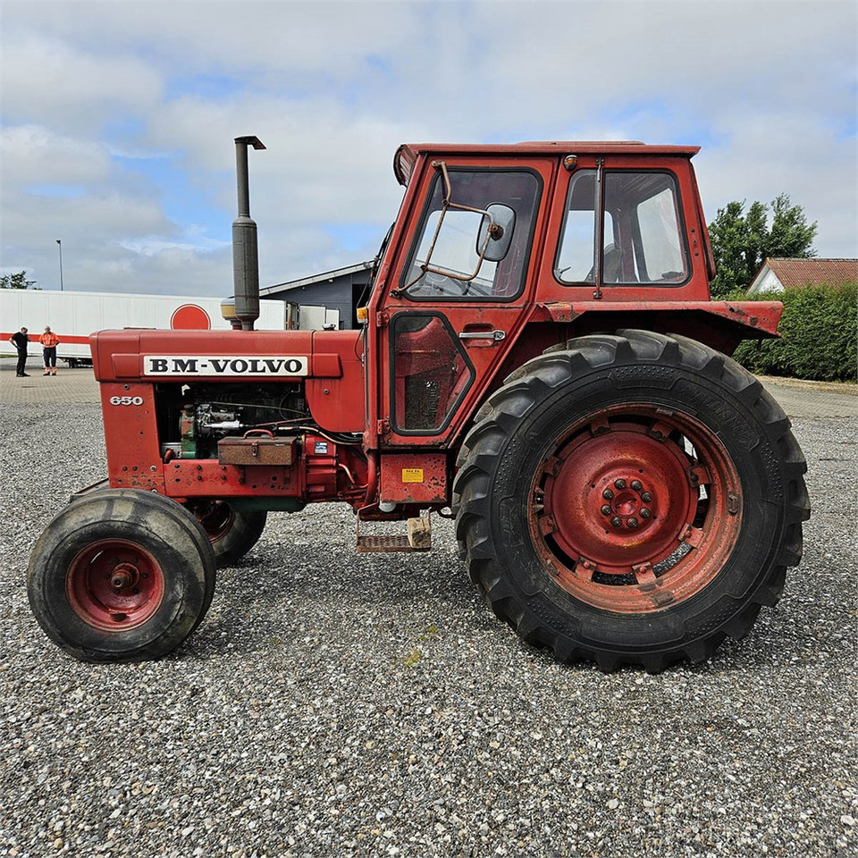 Volvo 650 - Traktor: obrázek 2 Volvo 650 - Traktor: obrázek 2