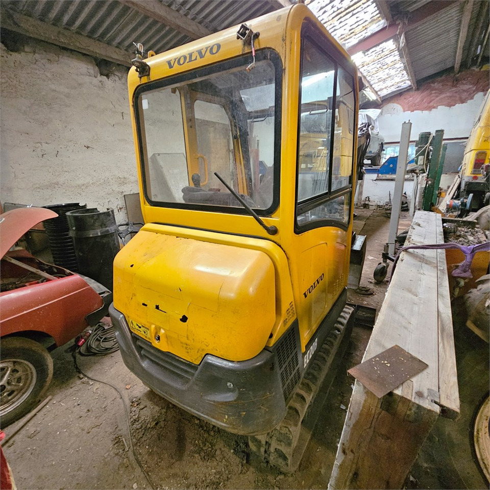 Volvo EC20 B XTV - Mini rýpadlo: obrázek 4 Volvo EC20 B XTV - Mini rýpadlo: obrázek 4