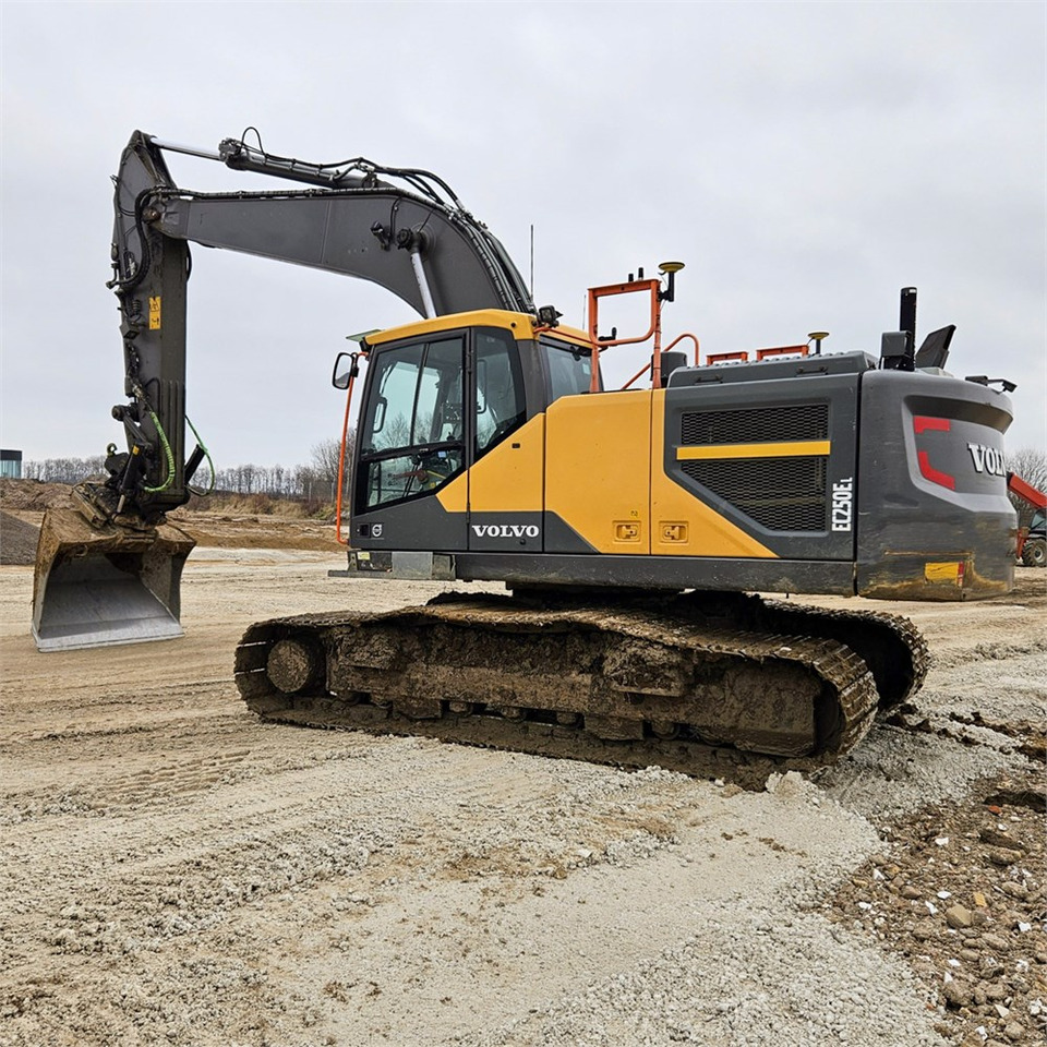 Volvo EC250 EL - Pásové rýpadlo: obrázek 1 Volvo EC250 EL - Pásové rýpadlo: obrázek 1