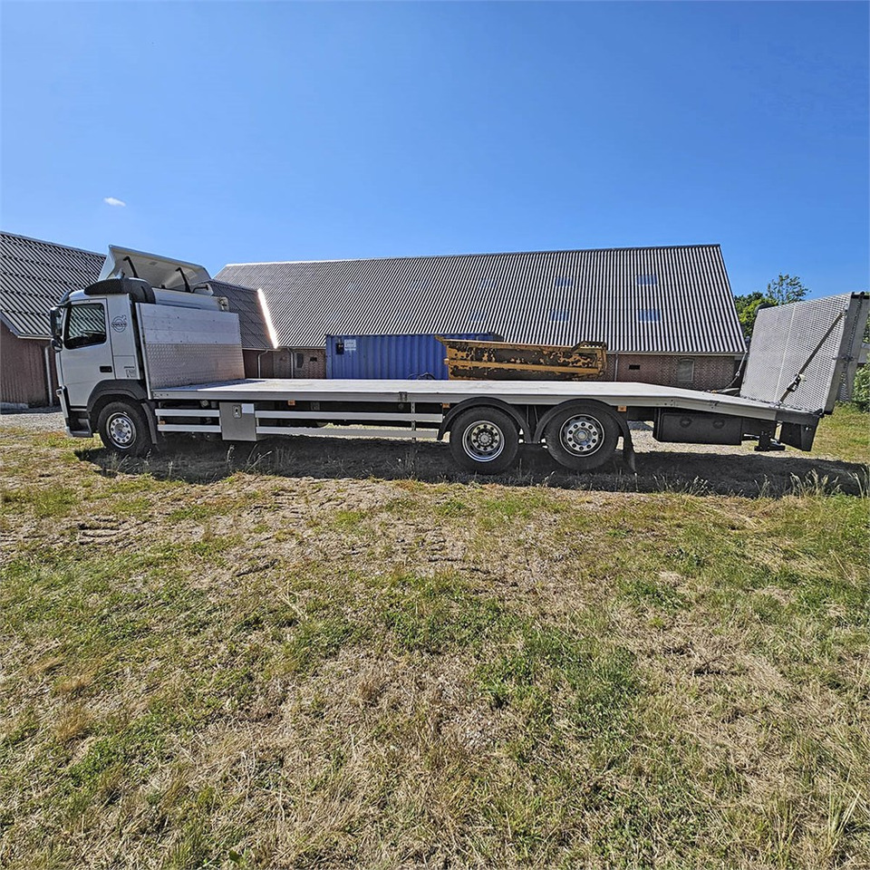 Volvo FM 330 - Přepravník automobilů: obrázek 3 Volvo FM 330 - Přepravník automobilů: obrázek 3