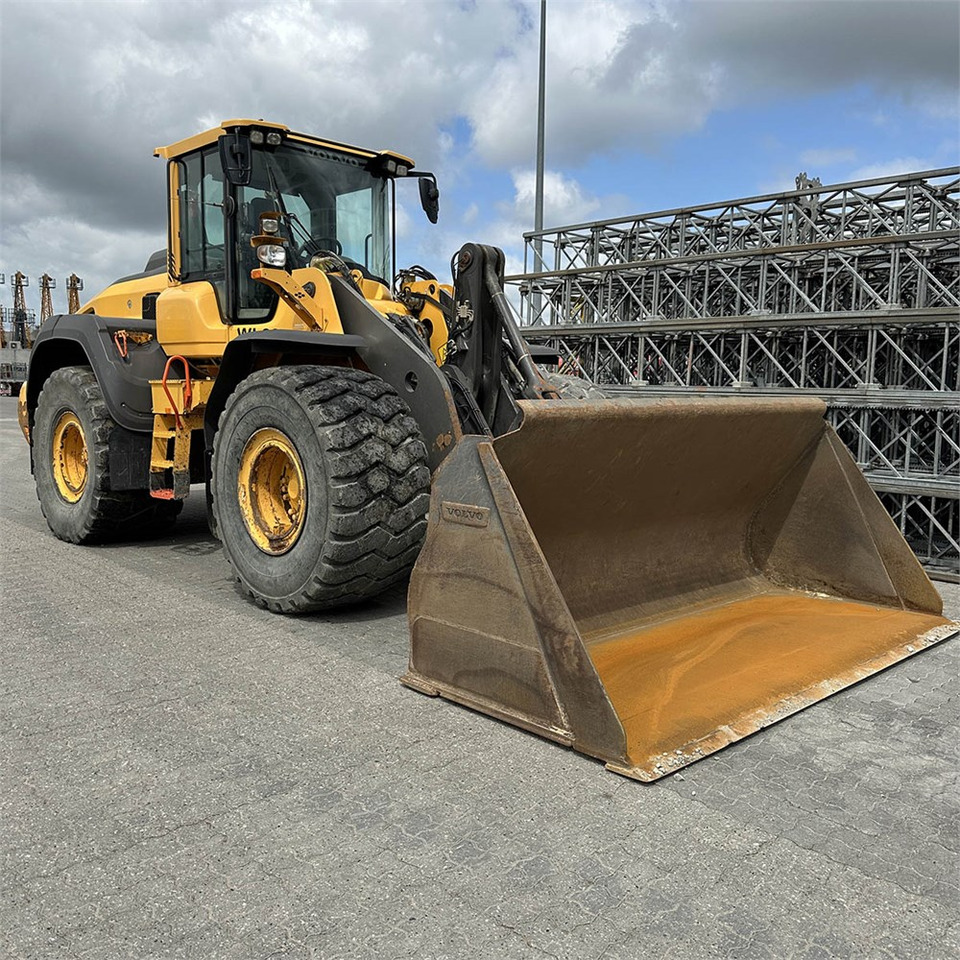 Kolový nakladač Volvo L120 H: obrázek 9
