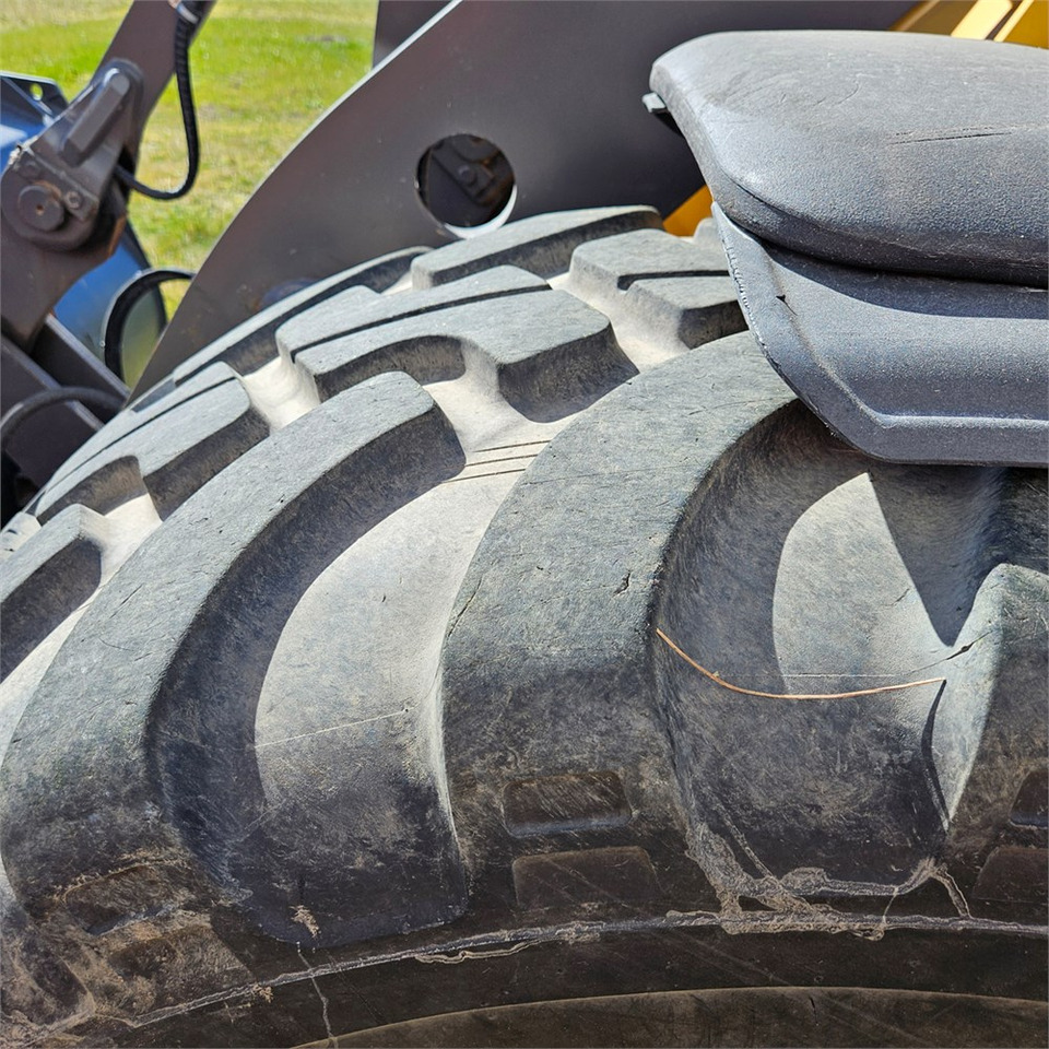 Kolový nakladač Volvo L45 G: obrázek 33