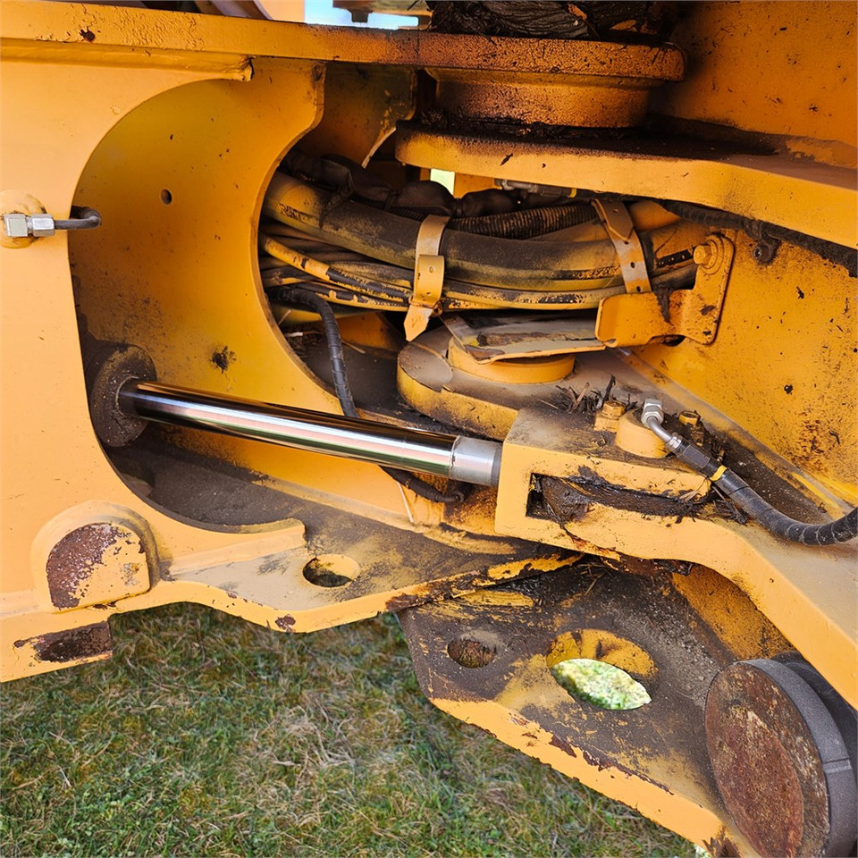 Kolový nakladač Volvo L45 G: obrázek 24