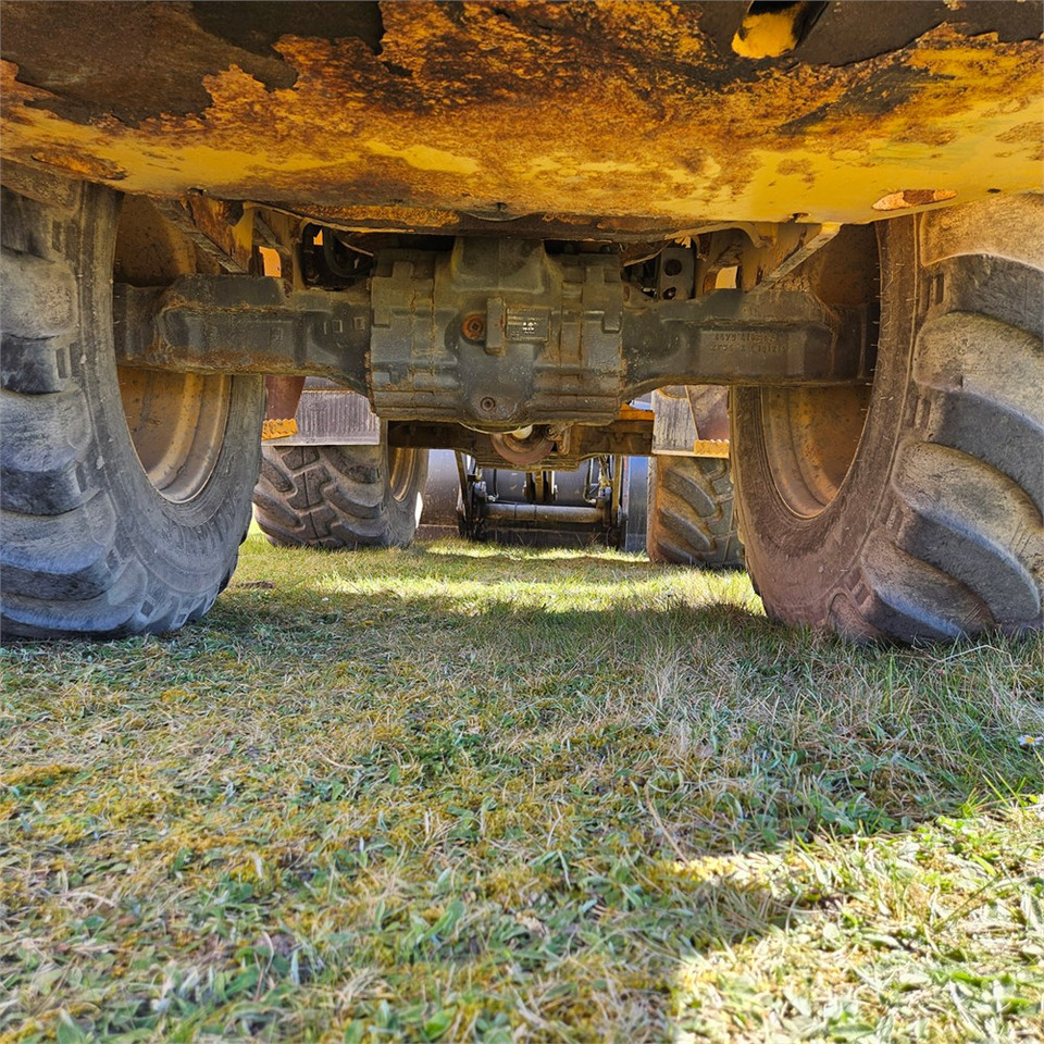 Kolový nakladač Volvo L45 G: obrázek 25