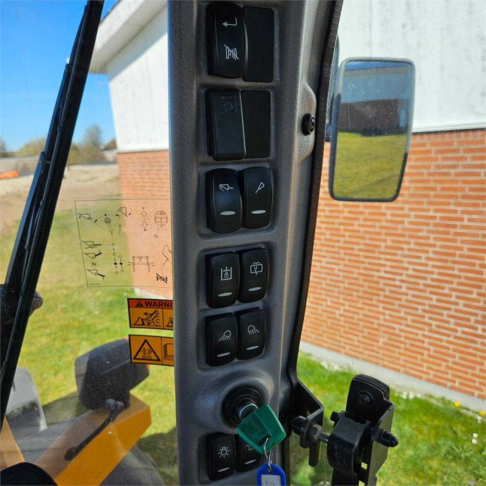 Kolový nakladač Volvo L45 G: obrázek 16