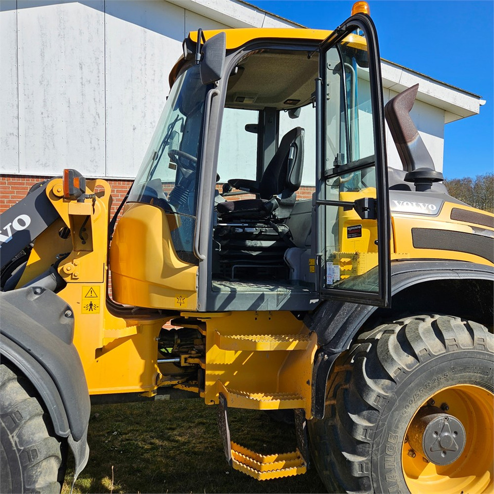 Kolový nakladač Volvo L45 G: obrázek 9