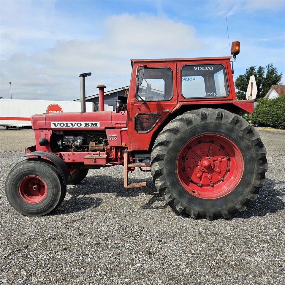Volvo T810A - Traktor: obrázek 2 Volvo T810A - Traktor: obrázek 2