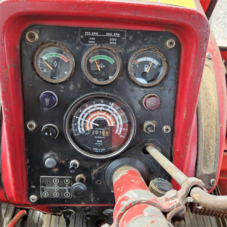 Traktor Volvo T810A: obrázek 12