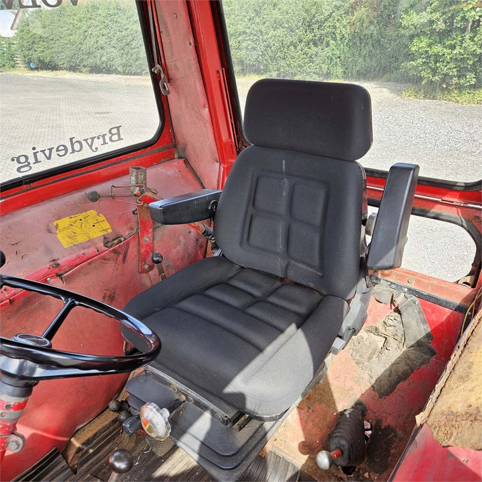 Traktor Volvo T810A: obrázek 10