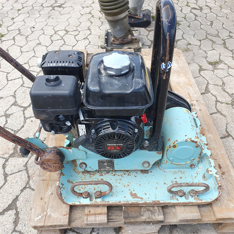 Wacker Neuson VP1550 - Vibrační deska: obrázek 2 Wacker Neuson VP1550 - Vibrační deska: obrázek 2