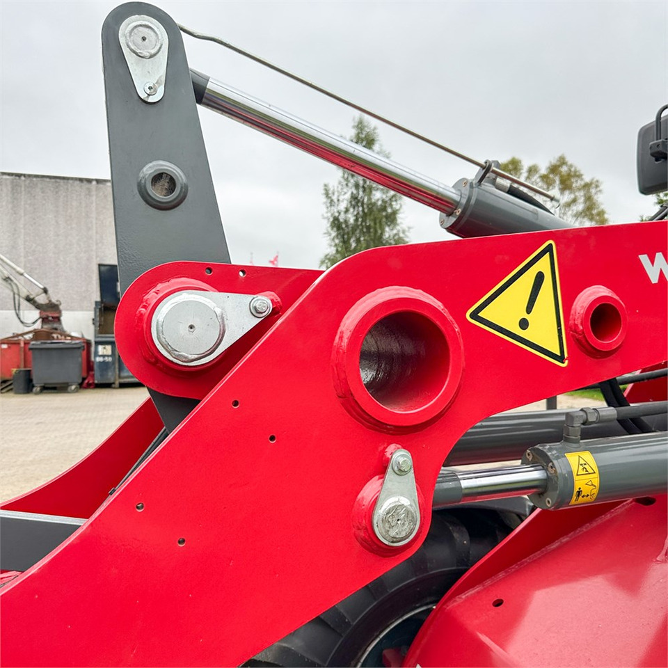 Kolový nakladač Weidemann 4080: obrázek 30