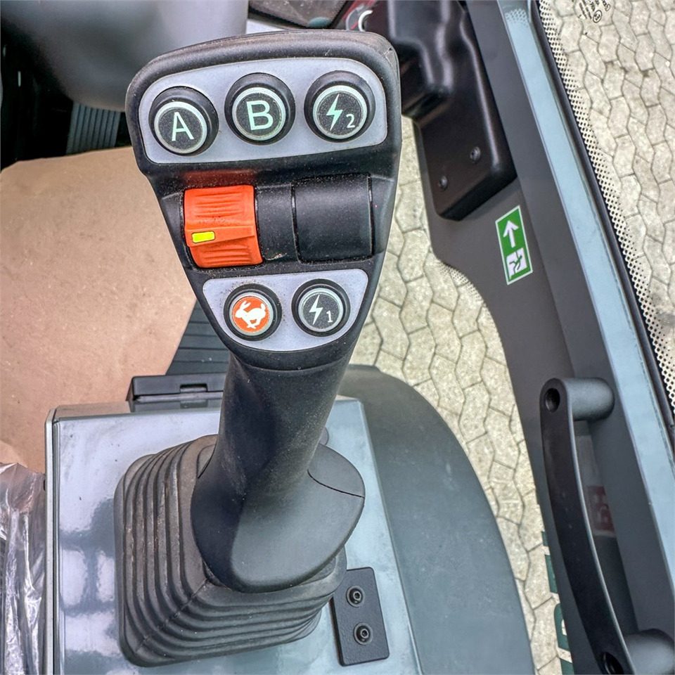 Kolový nakladač Weidemann 4080: obrázek 13