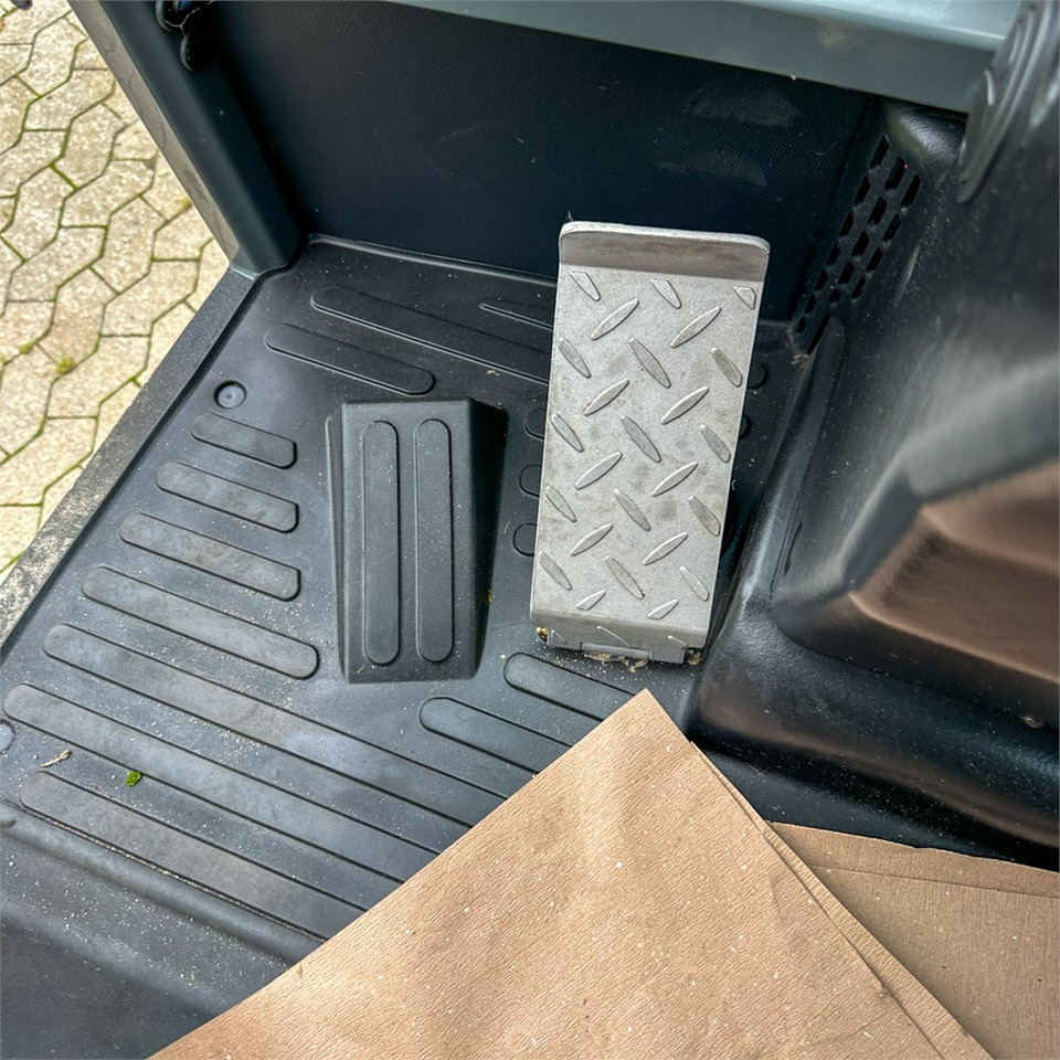 Kolový nakladač Weidemann 4080: obrázek 21