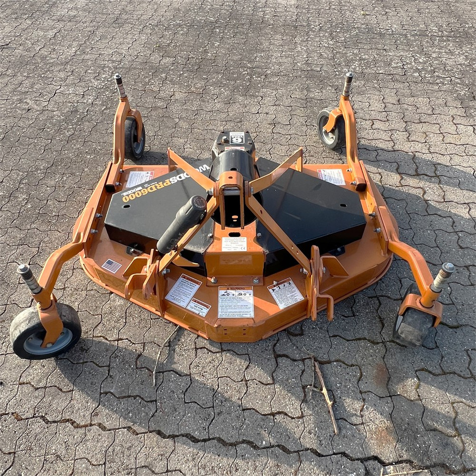 Woods PRD6000 - Stroj na sklizeň pícnin: obrázek 1 Woods PRD6000 - Stroj na sklizeň pícnin: obrázek 1