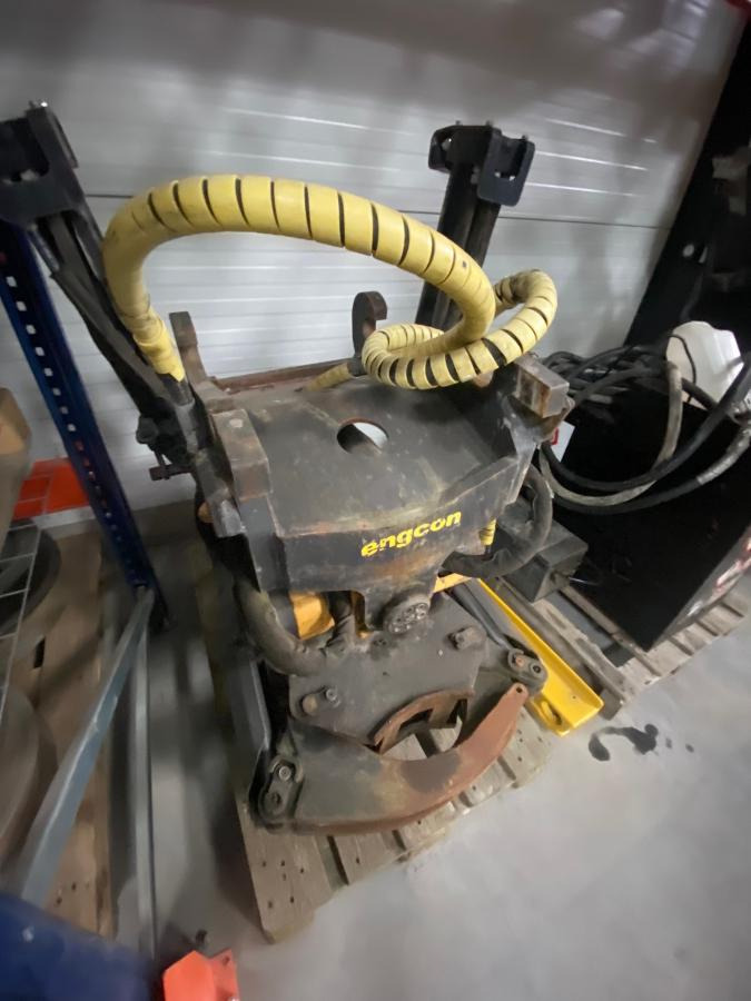 ENGCON EC 219 - Tiltrotátor: obrázek 3 ENGCON EC 219 - Tiltrotátor: obrázek 3