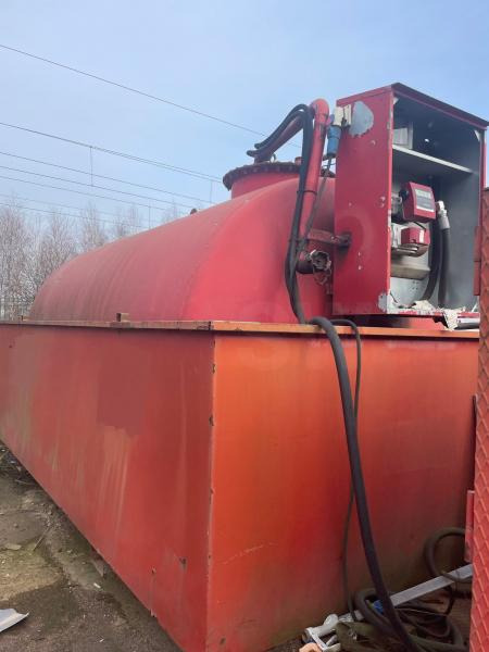 FMT CUVE A CARBURANT 10 000 LITRES - Cisternový kontejner: obrázek 1 FMT CUVE A CARBURANT 10 000 LITRES - Cisternový kontejner: obrázek 1
