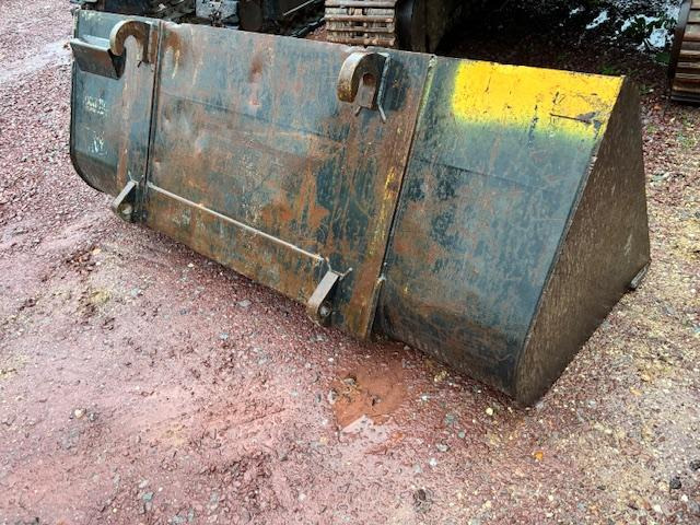 JCB TELESCOPIQUE 2M20 - Nakládací lžíce: obrázek 4 JCB TELESCOPIQUE 2M20 - Nakládací lžíce: obrázek 4