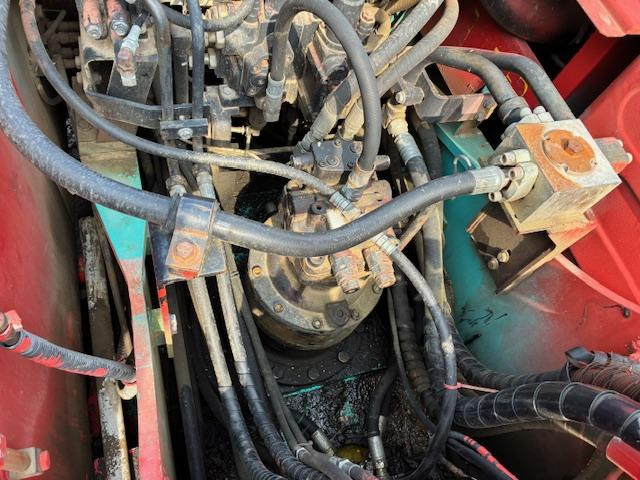 Pásové rýpadlo Kobelco SK 210LC-6E: obrázek 24