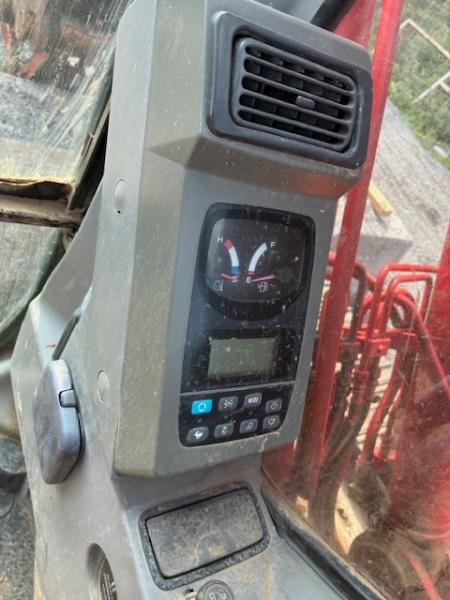 Pásové rýpadlo Kobelco SK 210LC-6E: obrázek 11