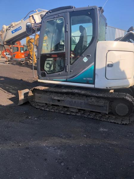 Kobelco SK 75SR-3E - Mini rýpadlo: obrázek 5 Kobelco SK 75SR-3E - Mini rýpadlo: obrázek 5