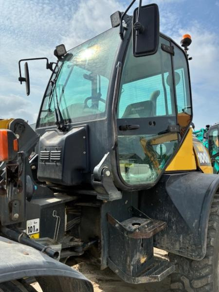 Kolový nakladač Komatsu WA100M6: obrázek 7 Kolový nakladač Komatsu WA100M6: obrázek 7
