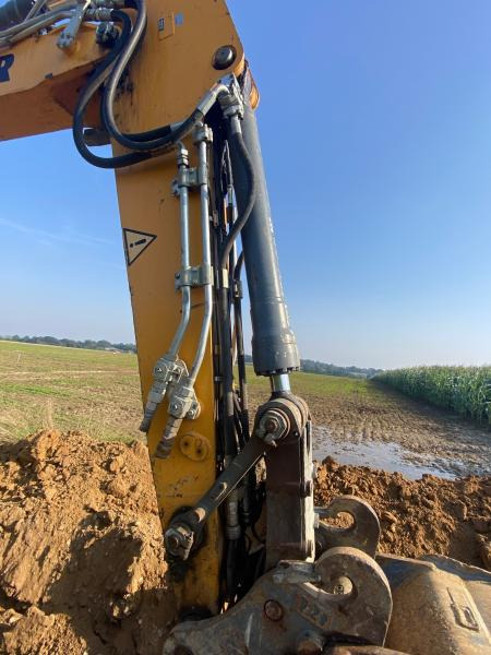 Pásové rýpadlo Liebherr R 926 COMPACT: obrázek 12