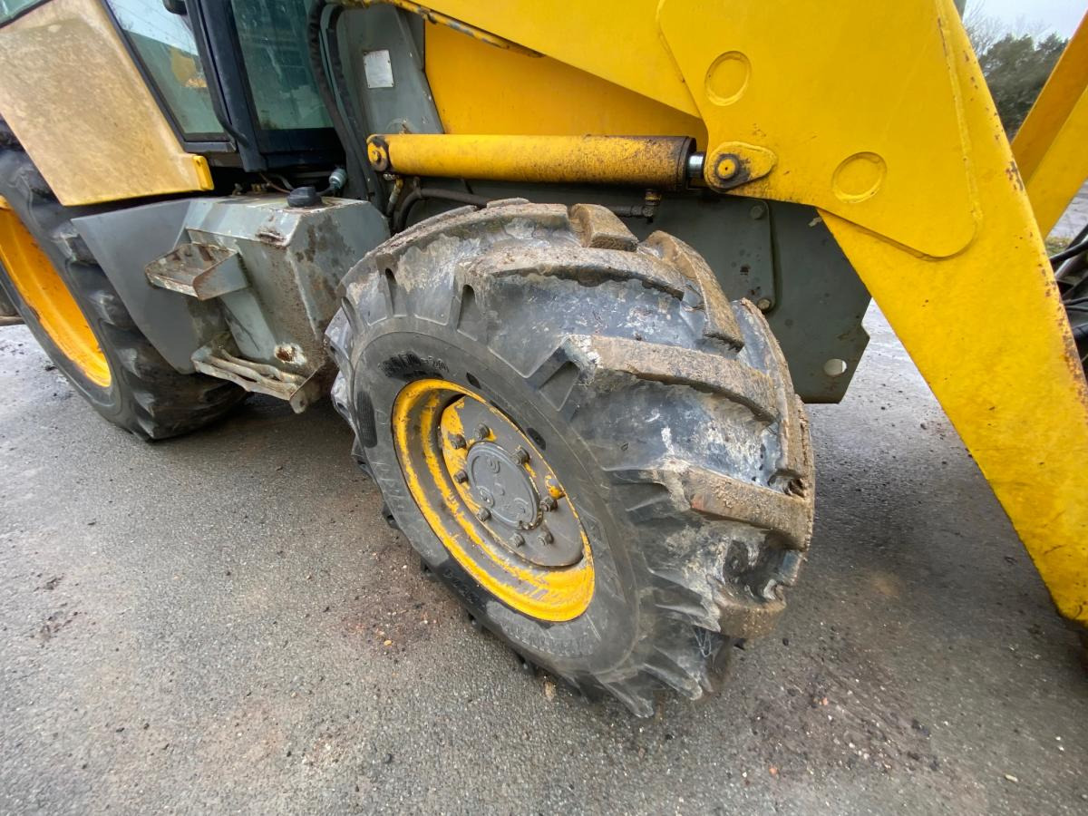 Rýpadlo-nakladač Massey Ferguson MF 865: obrázek 9