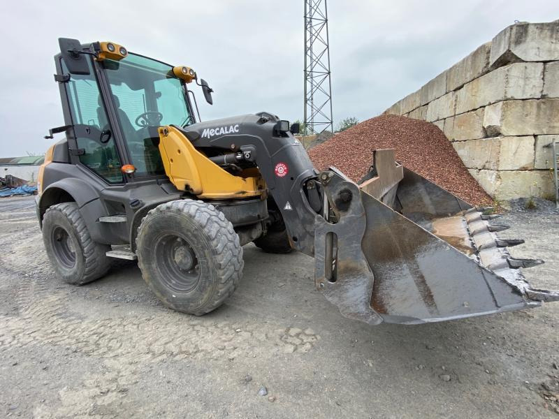Mecalac AS 900 - Kolový nakladač: obrázek 3 Mecalac AS 900 - Kolový nakladač: obrázek 3