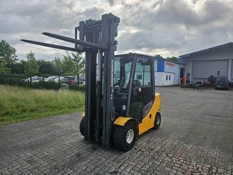 Jungheinrich DFG430S 650DZ - Dieselový vysokozdvižný vozík: obrázek 2 Jungheinrich DFG430S 650DZ - Dieselový vysokozdvižný vozík: obrázek 2