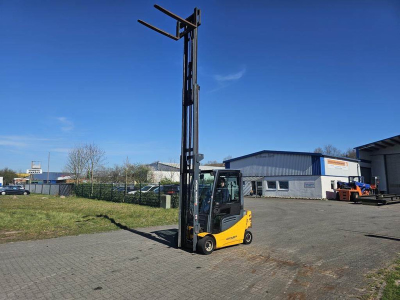Jungheinrich EFG320 - Elektrický vysokozdvižný vozík: obrázek 3 Jungheinrich EFG320 - Elektrický vysokozdvižný vozík: obrázek 3